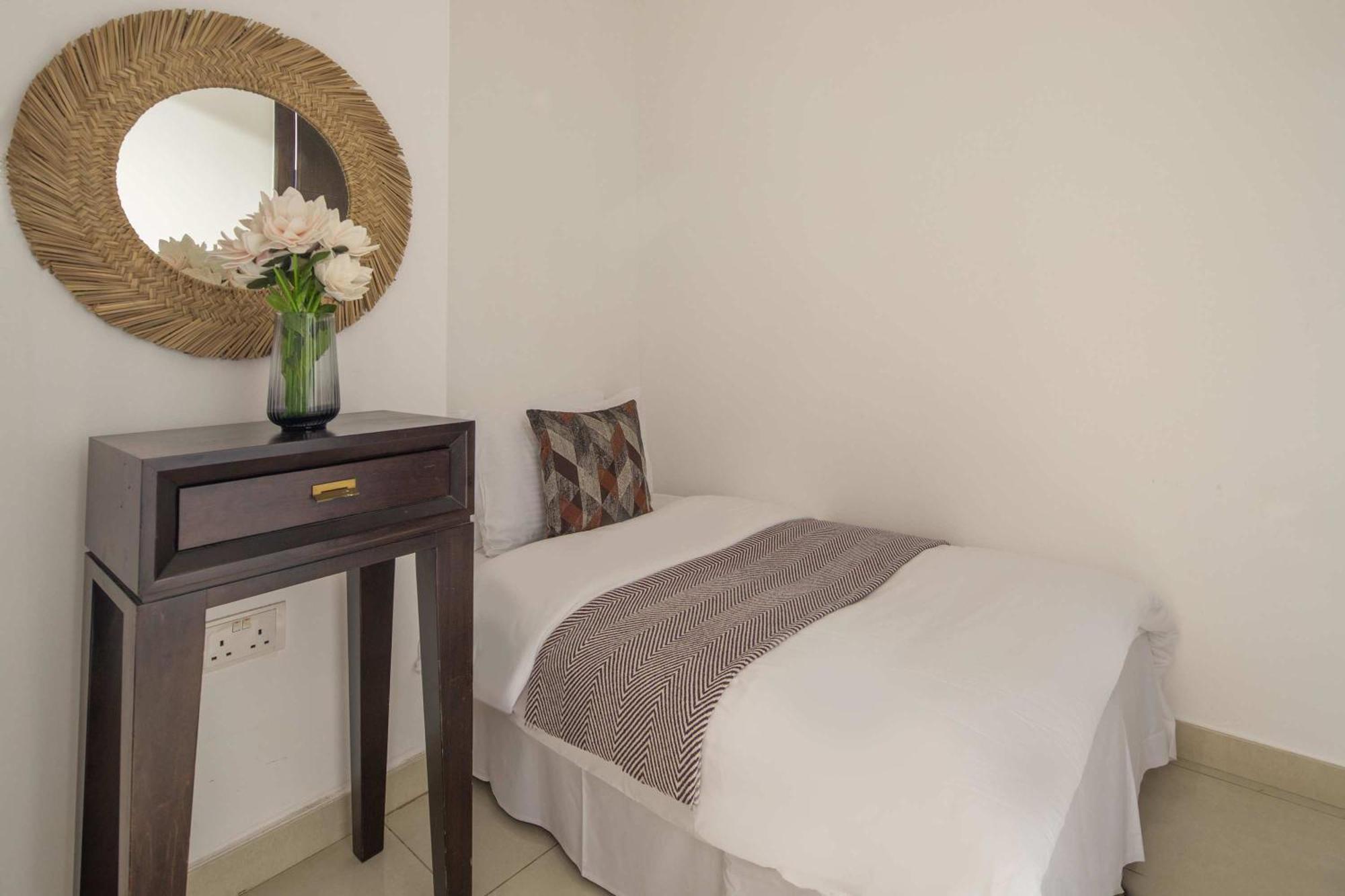 Apartment Frank Porter - Bay West 2